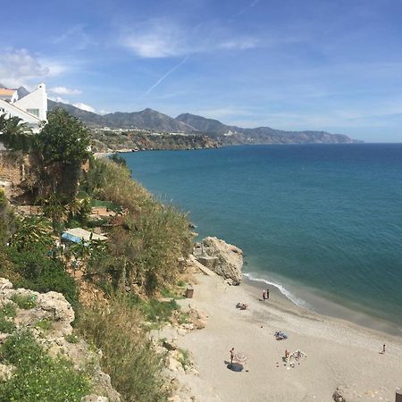 Edificio Verdemar - Stunning 1 Bed Apartment With Pool & Sea Views Nerja Exterior photo