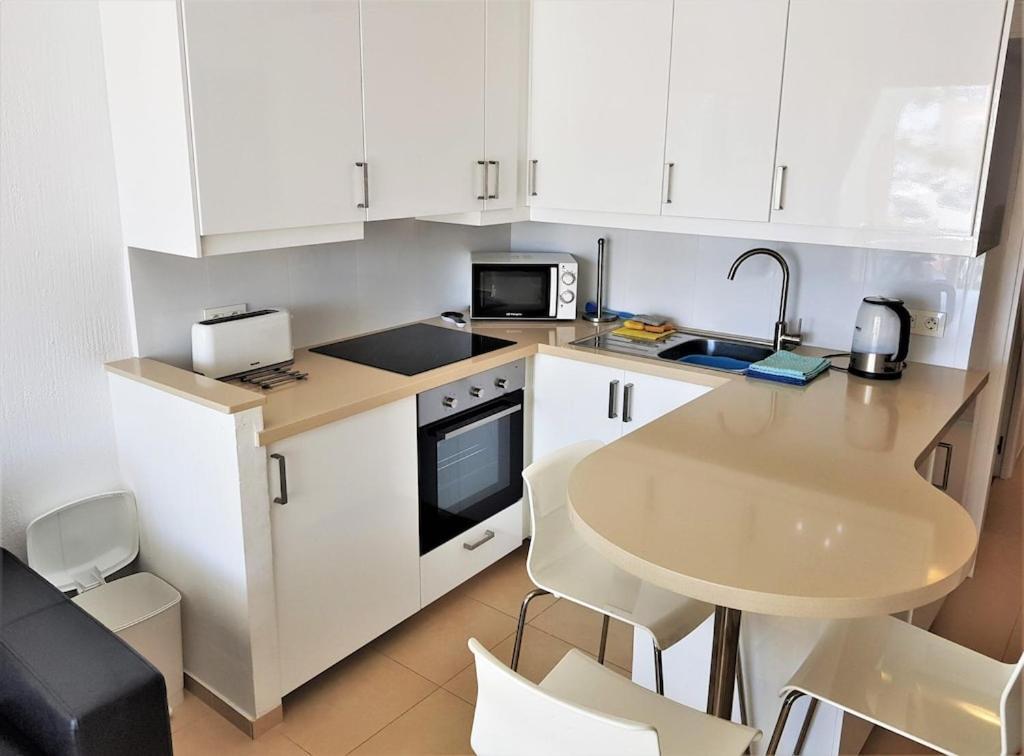 Edificio Verdemar - Stunning 1 Bed Apartment With Pool & Sea Views Nerja Exterior photo