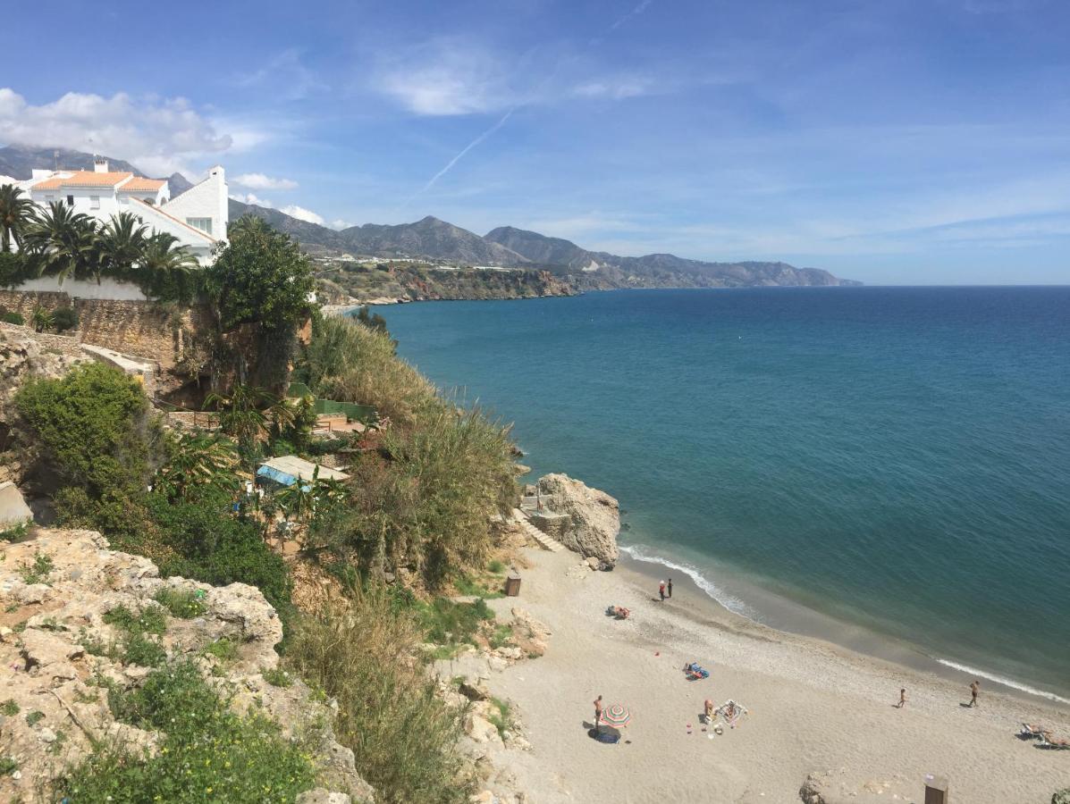 Edificio Verdemar - Stunning 1 Bed Apartment With Pool & Sea Views Nerja Exterior photo